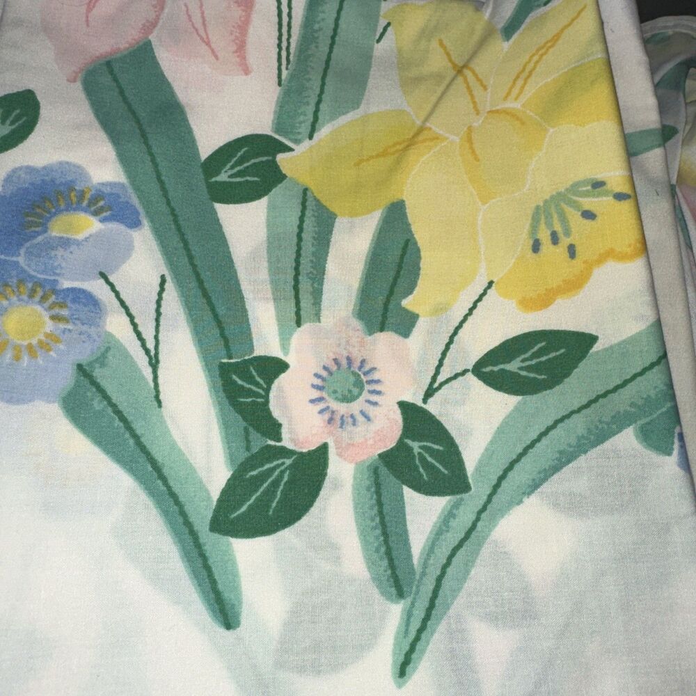 Vtg Utica Daffodils full size sheet set With Shams Not Deep Pocket